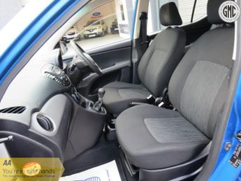 HYUNDAI I10 1.2 Classic Super Low Miles, Ideal First Car!