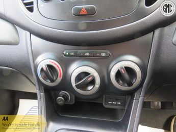 HYUNDAI I10 1.2 Classic Super Low Miles, Ideal First Car!