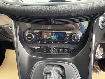 FORD KUGA 2.0 TDCi Titanium Sport