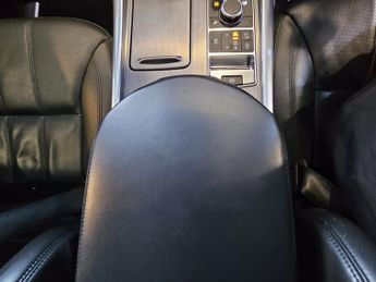 LAND ROVER RANGE ROVER SPORT 3.0 SD V6 HSE