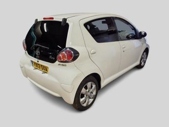 TOYOTA AYGO 1.0 VVT-i Fire