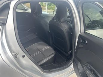 RENAULT CLIO 1.6 E-Tech Engineered Hybrid 145 Auto MY22
