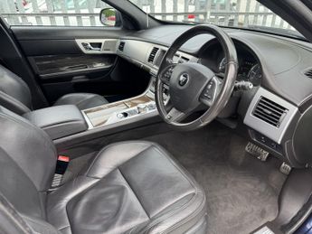 JAGUAR XF 2.2 d R-Sport
