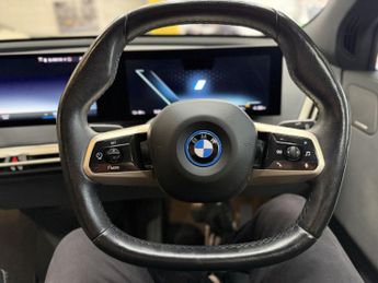 BMW IX iX xDrive40 M Sport