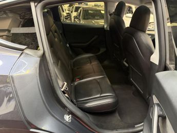 TESLA MODEL Y (Dual Motor) Long Range