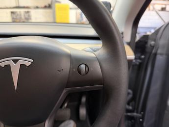 TESLA MODEL Y (Dual Motor) Long Range