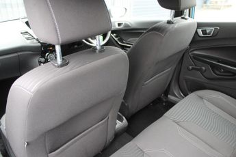 FORD FIESTA 1.0 T EcoBoost Zetec