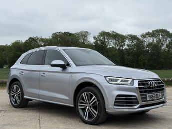 Audi Q5 2.0 TDI 40 S line