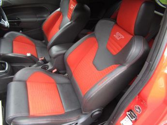 FORD FIESTA 1.6T EcoBoost ST-2 Euro 5 3dr