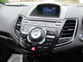 FORD FIESTA 1.6T EcoBoost ST-2 Euro 5 3dr
