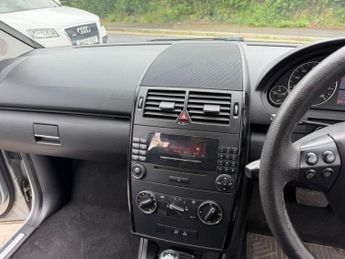 MERCEDES-BENZ A CLASS 2.0 A160 CDI Classic SE
