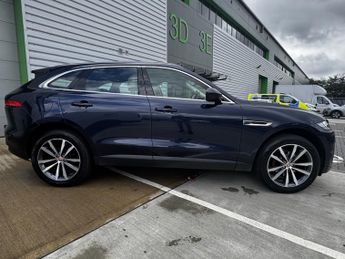 JAGUAR F-PACE 2.0 D180 Portfolio