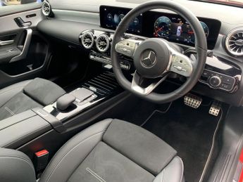 MERCEDES-BENZ A CLASS 2.0 A200d AMG Line Edition