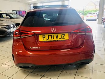 MERCEDES-BENZ A CLASS 2.0 A200d AMG Line Edition