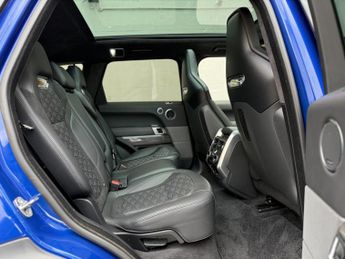 LAND ROVER RANGE ROVER SPORT 5.0 P575 V8 SVR