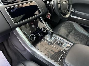 LAND ROVER RANGE ROVER SPORT 5.0 P575 V8 SVR