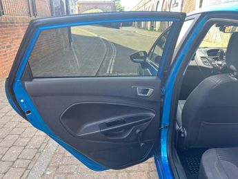 FORD FIESTA 1.0 T EcoBoost Titanium