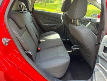 FORD FIESTA 1.4 Zetec 5dr