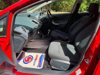 FORD FIESTA 1.4 Zetec 5dr