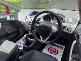 FORD FIESTA 1.4 Zetec 5dr