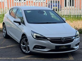 Vauxhall Astra 1.6 CDTi BlueInjection SRi Nav