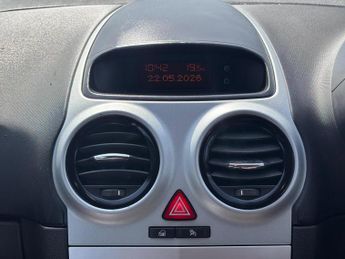VAUXHALL CORSA 1.2i 16v SXi 3dr