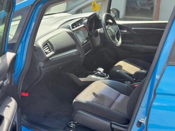 HONDA FIT Hybrid Automatic 1.5 Euro5 5dr