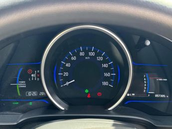 HONDA FIT Hybrid Automatic 1.5 Euro5 5dr