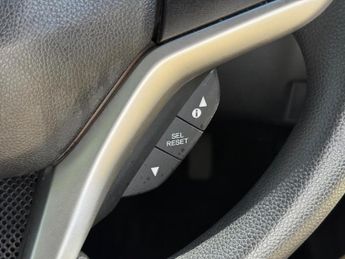 HONDA FIT Hybrid Automatic 1.5 Euro5 5dr