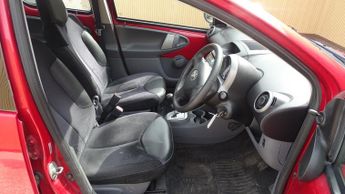 TOYOTA AYGO 1.0 VVT-i Ice