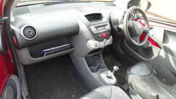 TOYOTA AYGO 1.0 VVT-i Ice