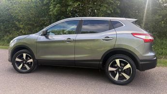 NISSAN QASHQAI 1.2 DIG-T N-Connecta