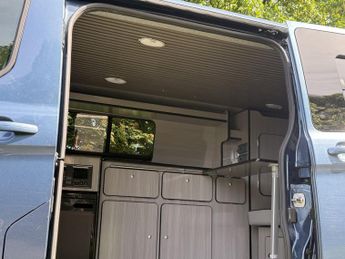 FORD TRANSIT CUSTOM 2.0 320 EcoBlue Limited