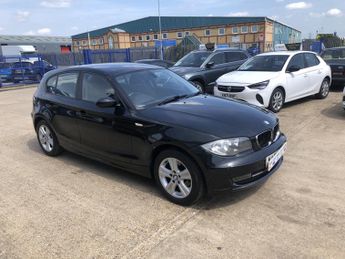 BMW 118 2.0 118d SE 5 door