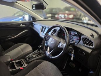 VAUXHALL GRANDLAND X 1.6 Turbo D BlueInjection SE