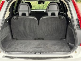 VOLVO XC90 2.0 Momentum D5 PowerPulse AWD