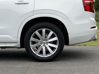 VOLVO XC90 2.0 Momentum D5 PowerPulse AWD