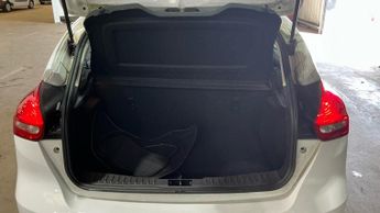 FORD FOCUS 1.6 Zetec