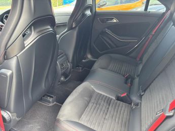 MERCEDES-BENZ CLA 2.0 CLA45 AMG