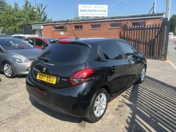 PEUGEOT 208 1.2 PureTech Active