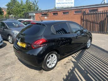 PEUGEOT 208 1.2 PureTech Active