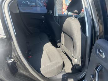 PEUGEOT 208 1.2 PureTech Active