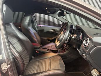 MERCEDES-BENZ GLA 2.1 GLA220d AMG Line