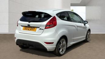 FORD FIESTA 1.6 Zetec S