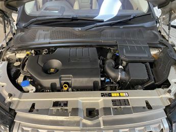 LAND ROVER RANGE ROVER EVOQUE 2.0 TD4 Autobiography