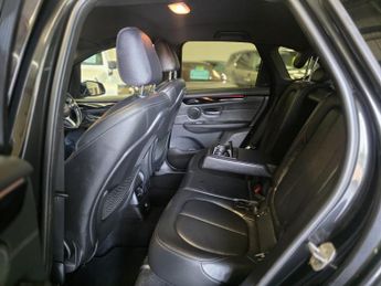 BMW 2 SERIES ACTIVE TOURER 2.0 220d M Sport Active Tourer