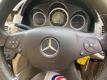 MERCEDES-BENZ C CLASS 2.1 C250 CDI BlueEfficiency Elegance Auto Euro 5 4dr