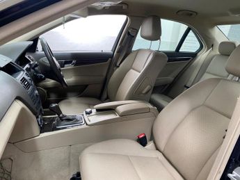 MERCEDES-BENZ C CLASS 2.1 C250 CDI BlueEfficiency Elegance Auto Euro 5 4dr