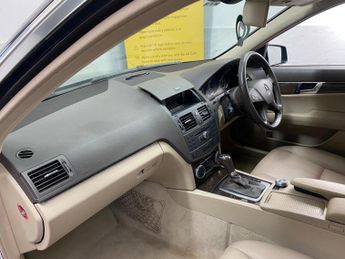 MERCEDES-BENZ C CLASS 2.1 C250 CDI BlueEfficiency Elegance Auto Euro 5 4dr