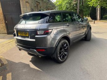 LAND ROVER RANGE ROVER EVOQUE 2.0 TD4 SE Tech Auto 4WD Euro 6 (s/s) 5dr